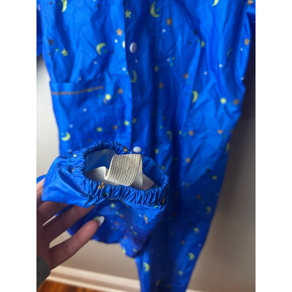 NWOT 3T-4T Boys Unbranded Blue Yellow Moon Star Raincoat suit rain suit M - Picture 4 of 8